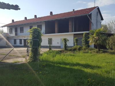 Casa indipendente su 4 lati a Cigliano