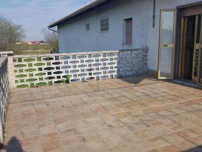 Casa indipendente su 4 lati a Cigliano