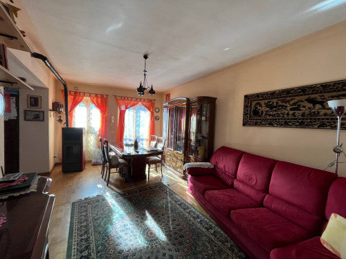 Casa semiristrutturata in centro a Vische