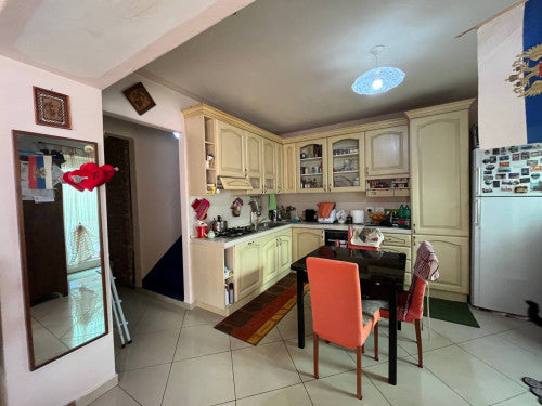 Casa semiristrutturata in centro a Vische