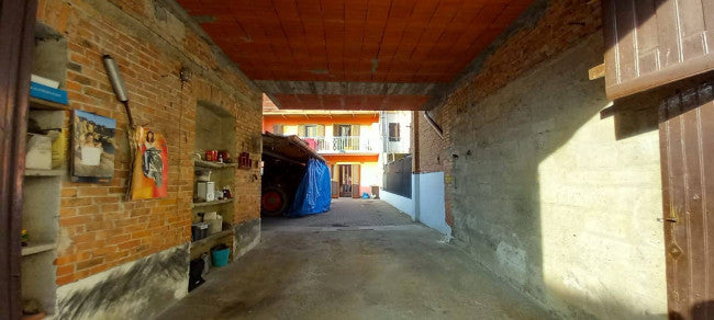 Casa con cortile privato a Vestignè