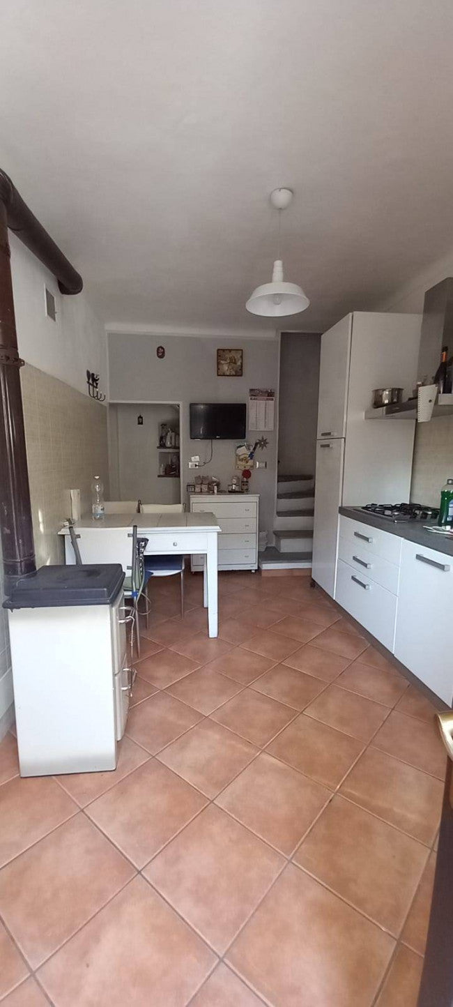 Casa con cortile privato a Vestignè