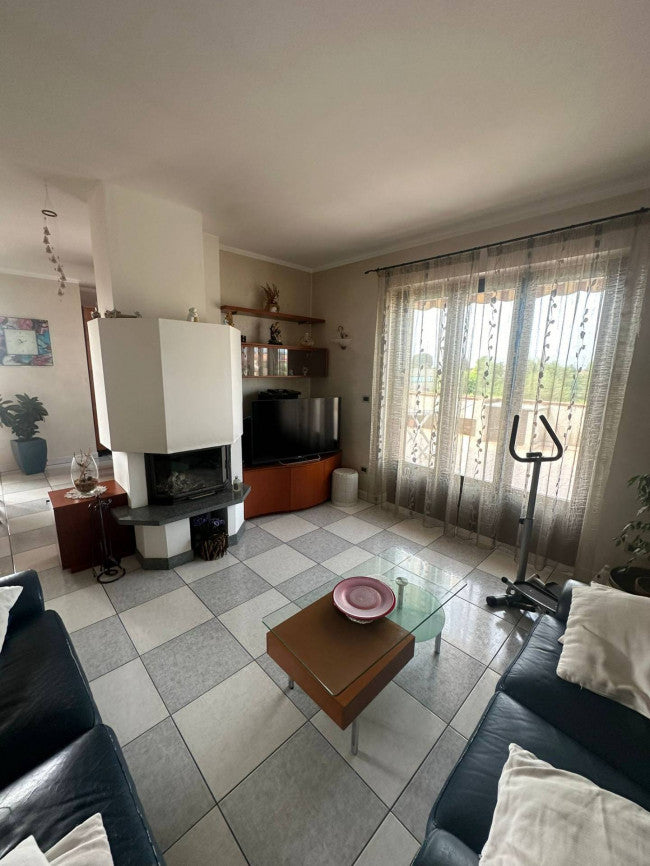 Appartamento in villa signorile a Casale di Mazzè