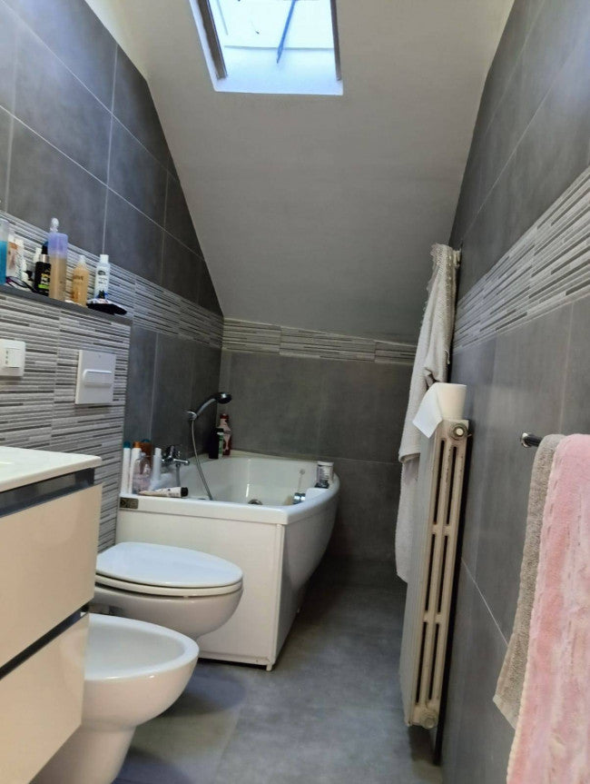 Casa indipendente su 4 lati a Brozolo