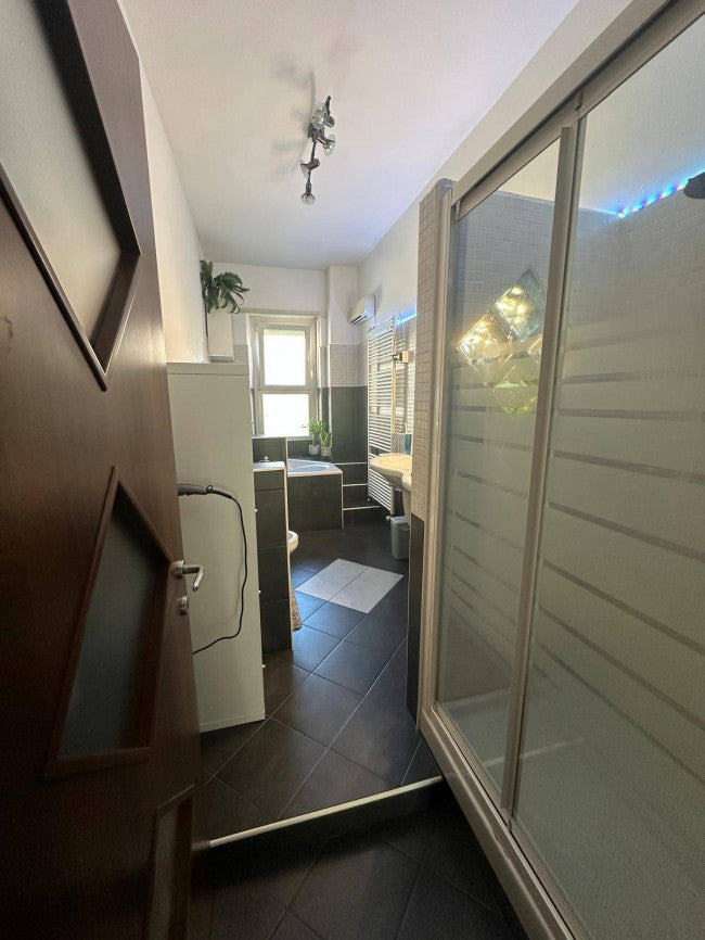 Porzione di villa indipendente in Leinì