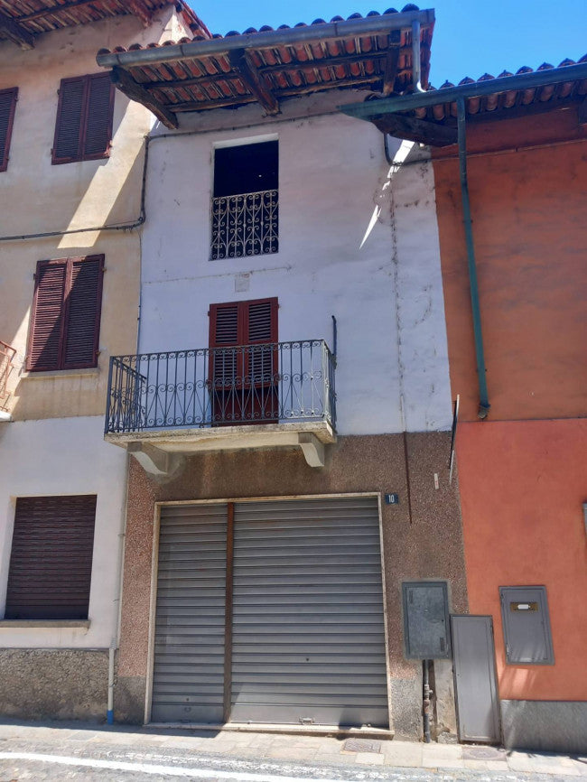 Negozio in centro a Candia