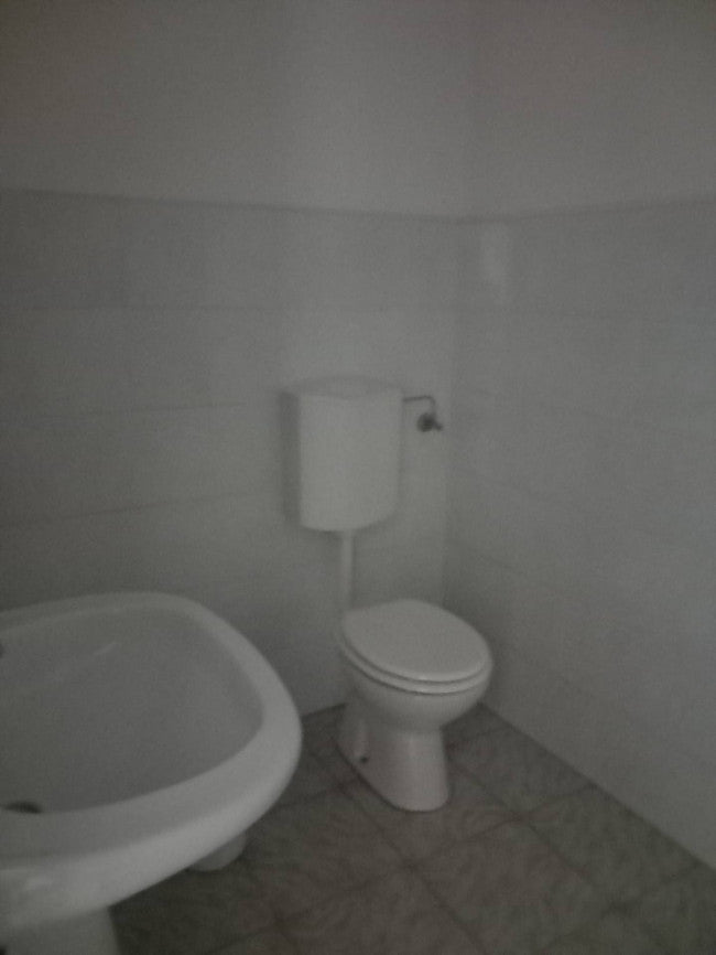 Negozio in centro a Candia