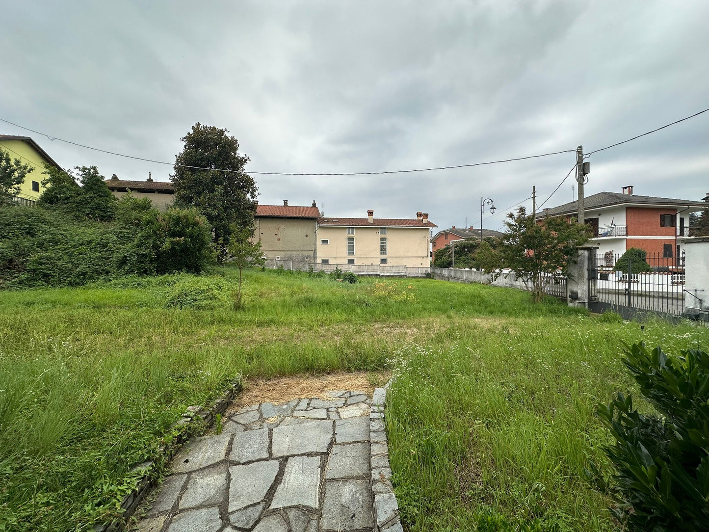 Villa libera su 4 lati con giardino a Foglizzo