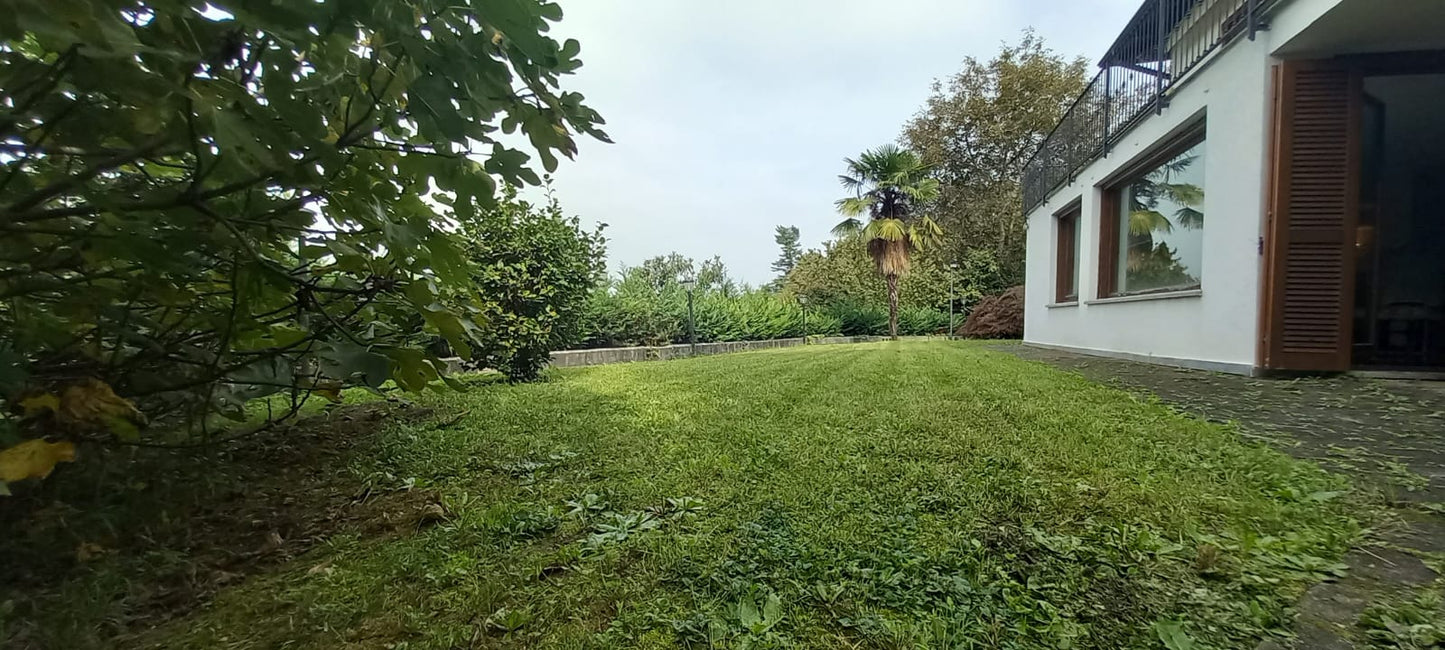 Villa libera su tre lati a Gassino