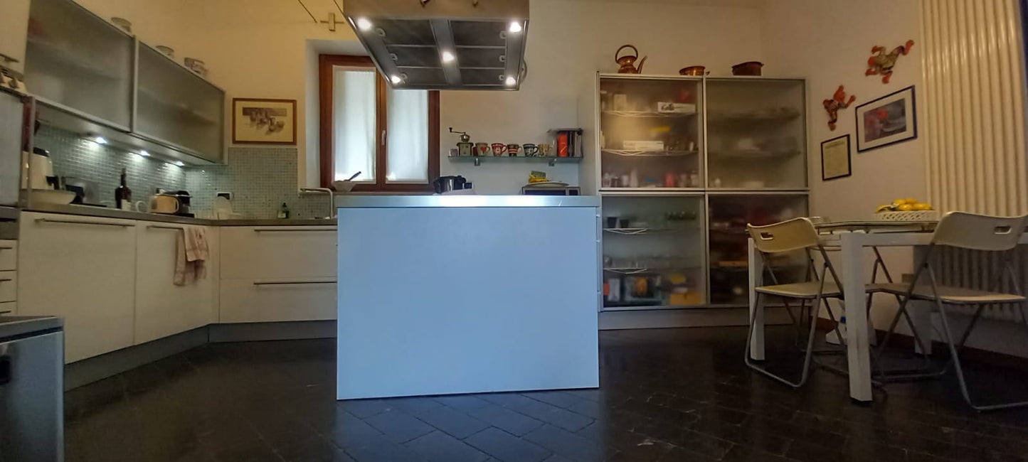 Villa libera su tre lati a Gassino