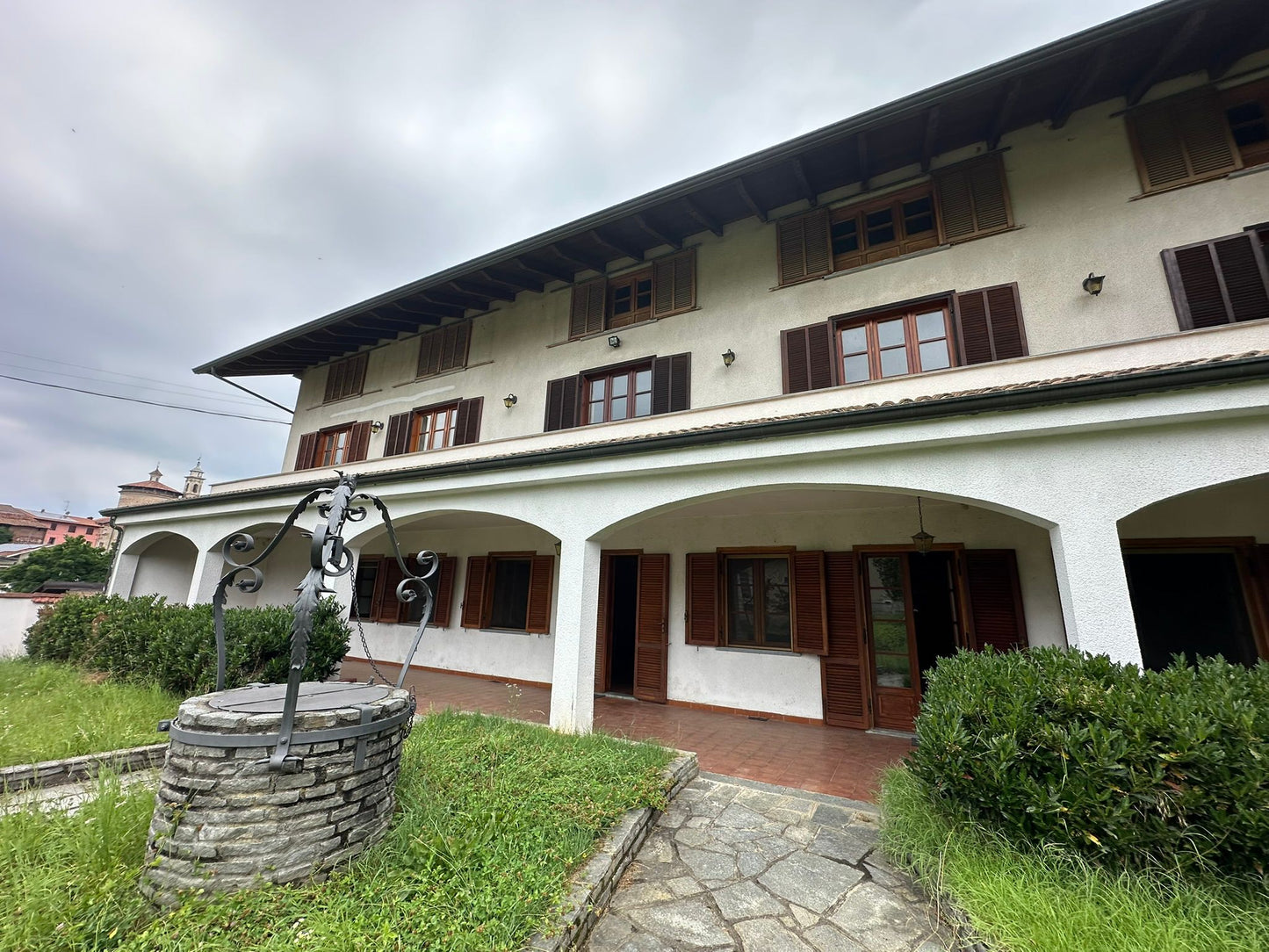 Villa libera su 4 lati con giardino a Foglizzo